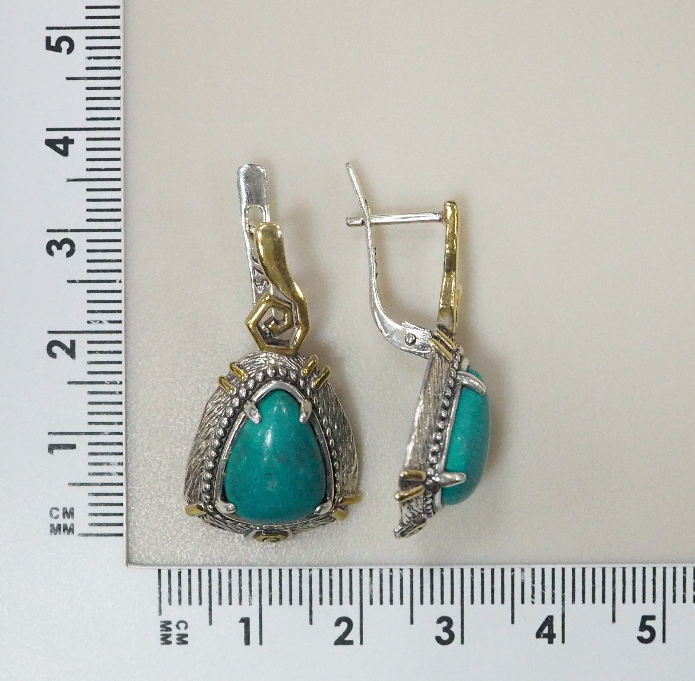 Серебряные серьги с бирюзой